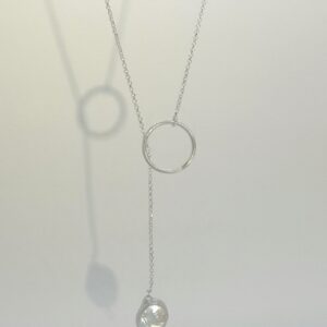 circle-pearl necklace
